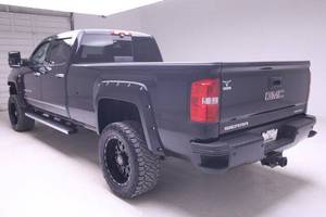 รถกระบะมือสอง ปี 2020 รุ่น Sierra 3500HD Denali Crew Cab ภายในสีอ่อน เบาะหนัง เครื่องยนต์พร้อมระบบ ACC Cruise Control ขับเคลื่อนล้อหน้า เกียร์อัตโนมัติ - Product Image 4