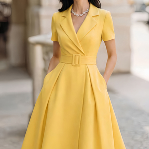 Robe décontractée mi-longue élégante à manches courtes et coupe trapèze pour femme, grande taille, design tendance et de haute qualité - Product Image 4