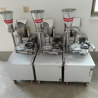 Machines pour l'industrie alimentaire, machine entièrement automatique pour la fabrication d'empanadas, machine à faire des petits pains cuits à la vapeur, machines pour la fabrication de produits à base de céréales fourrées à la soupe