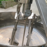 Vente en gros 500L Électromagnétique Chauffé Planétaire Bouilloire À Gaine Griffes De Poulet Cuisson Industrielle Viande Porc Braisé Machine