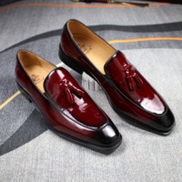 Mocassins de luxe pour hommes à pampilles en cuir verni brillant, chaussures à enfiler rouge bordeaux, pour occasions formelles, affaires, mariage, design OEM/ODM