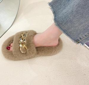 <span class=keywords><strong>Pantofole</strong></span> per le donne in autunno e in inverno 2025 nuovo stile Internet famosa moda in metallo ufficio casa <span class=keywords><strong>pantofole</strong></span> <span class=keywords><strong>pelose</strong></span> - Product Image 4
