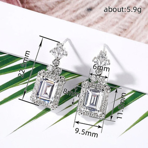 Eleganti Orecchini con Pietre Scintillanti per Donne, Gioielli Semplici per Uso Quotidiano - Product Image 4