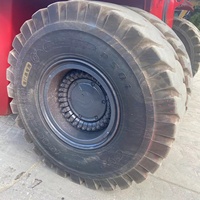 Gerbeur conteneur Kalmar 45 tonnes Fantuzzi DRD DRF450 chariot élévateur lourd vide en bon état d'occasion