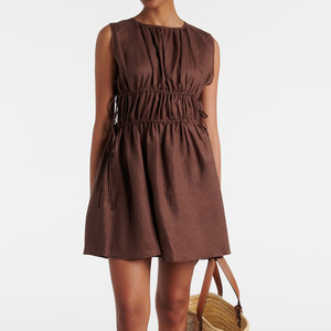 Vestido Mini de Lino Personalizado para Primavera/Otoño - Sin Mangas, Cintura con Cordón Ajustable, Estilo Vintage, Casual y Sencillo en Color Marrón - Product Image 1
