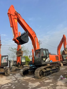 Excavadora Usada Hitachi ZX350 de 35 Toneladas, Excavadora Hidráulica Mediana sobre Orugas, Original de Japón, Buen Estado, Pocas Horas de Uso, Económica - Product Image 3