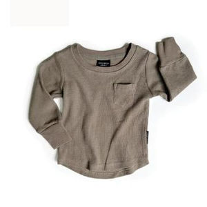 Kaos Bayi Grosir Bahan Waffle Polos Lengan Panjang Model Hem Melengkung dengan Saku - Product Image 2