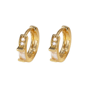 Pendientes de Zirconia Redondos Chapados en Oro con Incrustaciones, Pendientes de Moda para Mujer, Joyería de Regalo - Product Image 4