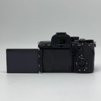 Appareil photo hybride plein format Sony Alpha 7R V A7R5 en gros, 61,0 MP, autofocus IA, vidéo 8K, IBIS 8 fentes, fournitures professionnelles pour studio