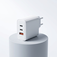 Chargeur mural rapide minimaliste blanc 65W 3 ports PD QC pour MacBook Mini et ordinateurs portables