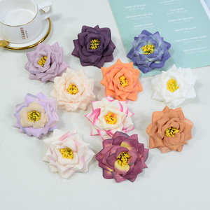 ดอกกุหลาบประดิษฐ์หลากสี Dongchen Crafts น้ำหนัก 3.3 กรัม สำหรับตกแต่งงานแต่งงานและบ้าน - Product Image 1