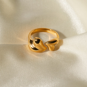 Yueli Heart 18K Gold PVD Plated Stainless <b>Steel</b> <b>Ring</b> Women's Fashion Jewelry Gift Made in Yiwu - Product Image 3
