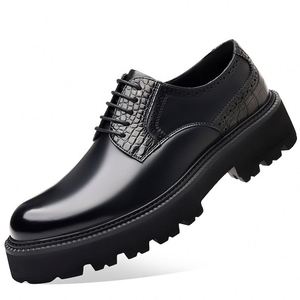 Nouvelles Chaussures Homme en Cuir Véritable à Lacets Respirantes Légères Antidérapantes à Semelle Épaisse en Cuir Verni pour Bureau, Carrière et Mariage - Product Image 5