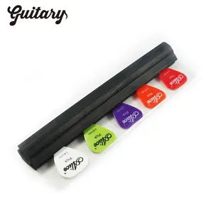 Bass Guitar Pick Holder 5 Pcs Picks Clip On Music Sheet Microphone Mic Stand