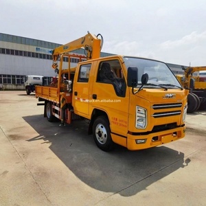 Grúa hidráulica telescópica de 2, 3.2 y 4 toneladas montada en <span class=keywords><strong>camión</strong></span> de carga JMC 4x2 de doble cabina - Product Image 2