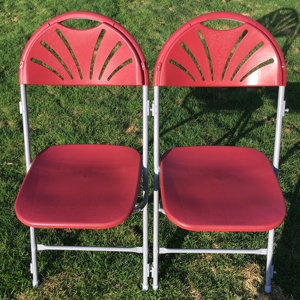Chaise pliante en acier et plastique avec dossier en éventail et crochet métallique pour événements extérieurs, <span class=keywords><strong>location</strong></span> de mobilier commercial et hôtelier - Product Image 4