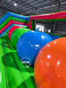 Nouveau design, jeu <span class=keywords><strong>de</strong></span> ballons gonflables géants sur le thème <span class=keywords><strong>de</strong></span> Wipeout Xtreme, course <span class=keywords><strong>de</strong></span> ballons, ballons <span class=keywords><strong>de</strong></span> sport, extérieur, participants - Product Image 2