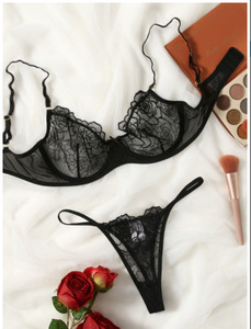 Conjunto de lencería de encaje negro al por mayor para mujer, sujetador con aros y bragas de tanga de malla, conjunto de 2 piezas, lencería transparente. - Product Image 1