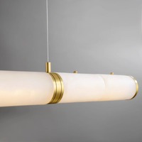 Suspension de restaurant transfrontalière Table à manger linéaire de luxe Bar étude Salon de thé zen Suspension en marbre de cuivre