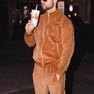 Conjuntos Deportivos de Forro Polar para Hombre, Sublimados, para Invierno, Pantalones Jogger Ajustados de Algodón Negro, Venta al Por Mayor - Product Image 1