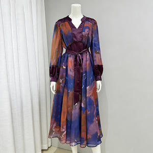 Vestido elegante de estilo europeo y americano para mujer, novedad 2025, sexy, con cuello en V, manga larga, lazo en la cintura, efecto adelgazante - Product Image 6