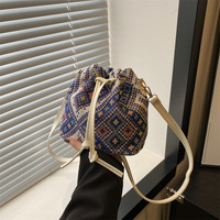 Nouveau Sac Seau Rétro à Bandoulière Unique pour Femme, Style Chinois Ancien, Personnalisé et Tendance, avec Cordon de Serrage