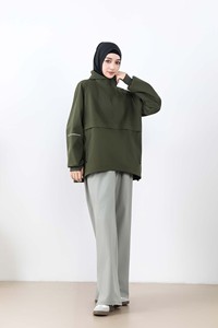 Vêtements de sport modestes pour femmes musulmanes, coupe-vent à capuche, logo personnalisé OEM, vente <span class=keywords><strong>en</strong></span> gros - Product Image 2