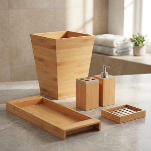 Ensemble de salle de bain artisanal en bois, cinq pièces, collection d'accessoires de luxe écologiques, provenant de l'Uttar Pradesh, pour la maison - Product Image 1