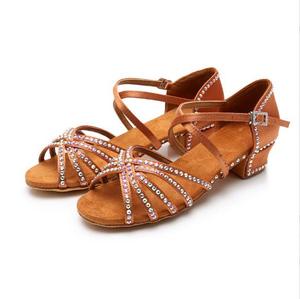 Nouvelles chaussures de danse latine brillantes pour enfants princesse chaussures de danse de salon pour enfants - Product Image 3