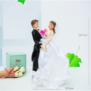 ตุ๊กตาแต่งงานติดเค้ก 22 ซม. คู่บ่าวสาว ของตกแต่งงานแต่งงาน - Product Image 2