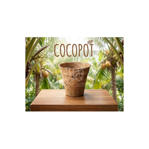 La maceta Premium Eco Coco, hecha de fibra de coco 100% natural y biodegradable, mide 17 cm x 15 cm. - Product Image 1