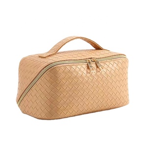 Factory Direct <strong>Sale</strong> Fashion PU Leather Large Travel <strong>Cosmetic</strong> <strong>Bag</strong> for Women Waterproof Black Toiletries <strong>Bag</strong> with Zipper Closure - Product Image 3