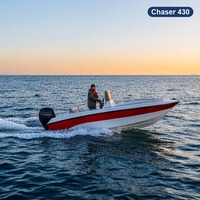 Bateau de pêche en FRP 4,3 m, bateau côtier Chaser 430, petit bateau pour 4 personnes avec moteur hors-bord