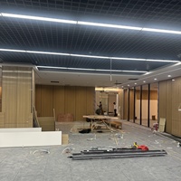 Nouveau design cloison modulaire cloison facile à installer pour bureau hôtel restaurant rénovation de bâtiment avec intérieur en acier