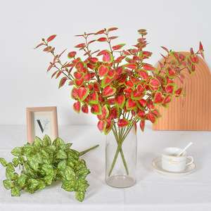 Feuilles de pomme de terre artificielles Iroha en soie, branche de moins de 30 cm, pour décoration murale végétale - Product Image 1