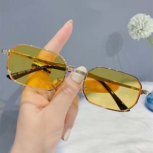 Lunettes de soleil rétro en métal à petite monture personnalisables avec logo 2025, protection UV400, en alliage, style punk carré, pour hommes et femmes - Product Image 2