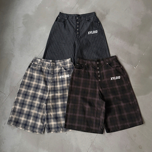 Pantalones cortos a cuadros holgados de verano para hombre, estilo casual urbano, de alta calidad, con botones, largos, cortos, 3/4, estilo baggy. - Product Image 1
