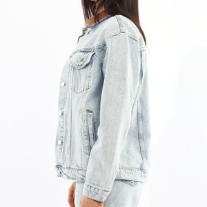 Hot Selling Custom Logo <b>Denim</b> <b>Jacket</b> Women Oversized Fit Contrast Collar Long Sleeve Light Wash Button Casual Vintage - Product Image 3