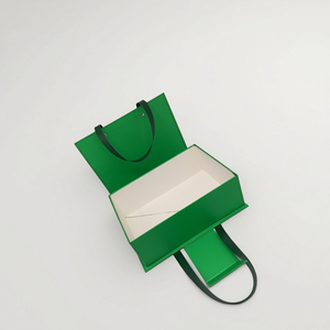 Tùy Chỉnh Cứng Bao Bì Các Tông Hộp Có Thể Gập Lại Nam Châm Hộp Quà Tặng Với Xử Lý In Màu Xanh Lá Cây - Product Image 1