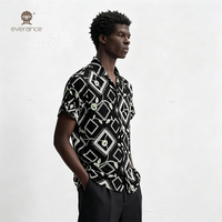Chemise à motifs pour homme Midnight Vine, 70% polyester, noir et blanc, style cubain, chemise de plage estivale