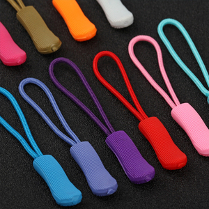 Cabezal de cremallera de plástico tipo oruga, mango y cola para cremallera de maleta, cabezal de cremallera, TPU ecológico - Product Image 1