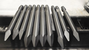 Alta qualidade hidráulica disjuntor cinzel rock martelo PIK cinzéis para escavadeira cinzel GB220E <span class=keywords><strong>GB300E</strong></span> <span class=keywords><strong>GB300E</strong></span> GB400E GB400E GB500E - Product Image 3