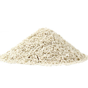 Arena para Gatos Lovepet Versapet de Tofu, 2.5 kg, Ecológica, Baja en Polvo, Control Superior de Olores, Altamente Absorbente, Sin Polvo, Rápida Absorción - Product Image 4