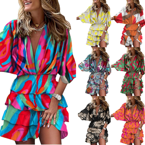 Vestido de Verano Moderno Europeo y Americano con Cintura <span class=keywords><strong>Imperio</strong></span>, Estampado Floral, Fruncido, Estilo Bohemio, Cuello en V y Dobladillo Asimétrico para Mujer - Product Image 1