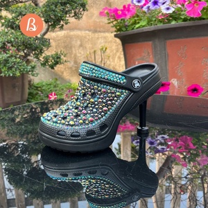 Pantuflas de Mujer al por Mayor, Elegantes y de Alta Calidad, con Perlas y Flores de Diamantes de Imitación Incrustadas, Zapatos de Tacón Alto Hechos a Mano con Orificios de EVA - Product Image 5