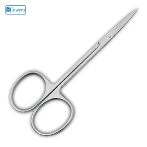 Ciseaux économique européens, grands anneaux, lame inférieure dentelée - Product Image 1