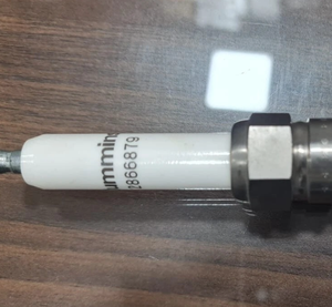 Una nueva bujía de iridio OEM adecuada para combustible 2866879 y 4924504 CNG tipo TS con rosca de 26,5mm para la certificación TS 16949 - Product Image 4