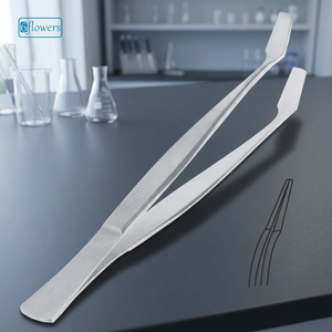 Pinces chirurgicales Kuehne Cilia F5-264 10,5 cm en acier inoxydable de haute qualité pour la préhension des tissus, certifiées CE ISO Classe I - Product Image 2