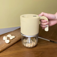 Prix de gros de haute qualité ménage petit robot culinaire durable et facile à utiliser mélangeur oignon et ail machine de découpe