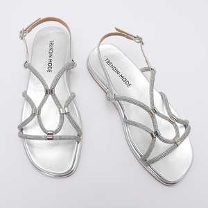 <span class=keywords><strong>Sandalias</strong></span> Planas Plateadas Elegantes para <span class=keywords><strong>Mujer</strong></span>, Estilo Casual 2025, con Punta Descubierta Dorada, Suela Gruesa, Tiras con Diamantes Simples, para Fiesta - Product Image 3